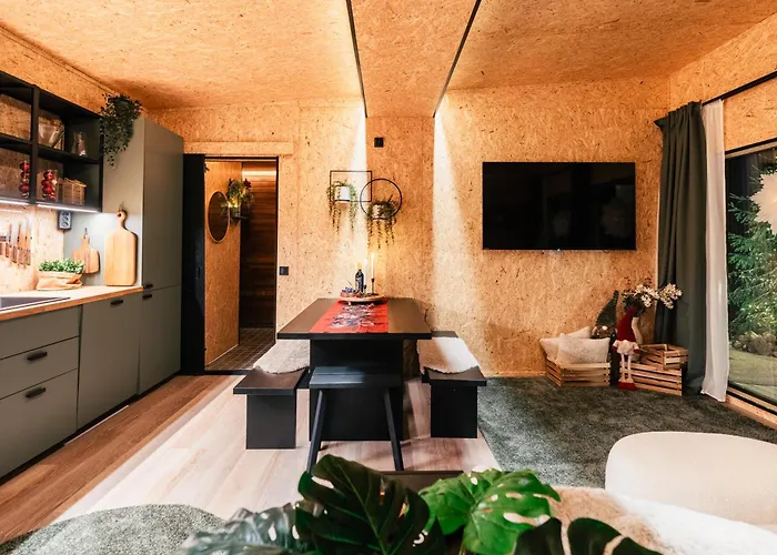 Ternu Forestvilla וילה רובניימי